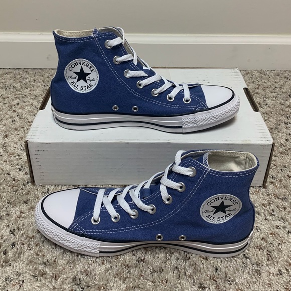 Converse Shoes - NEW Converse Chuck Taylor Allstar hightop sneakers